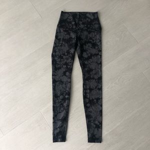Lululemon tie dye leggings